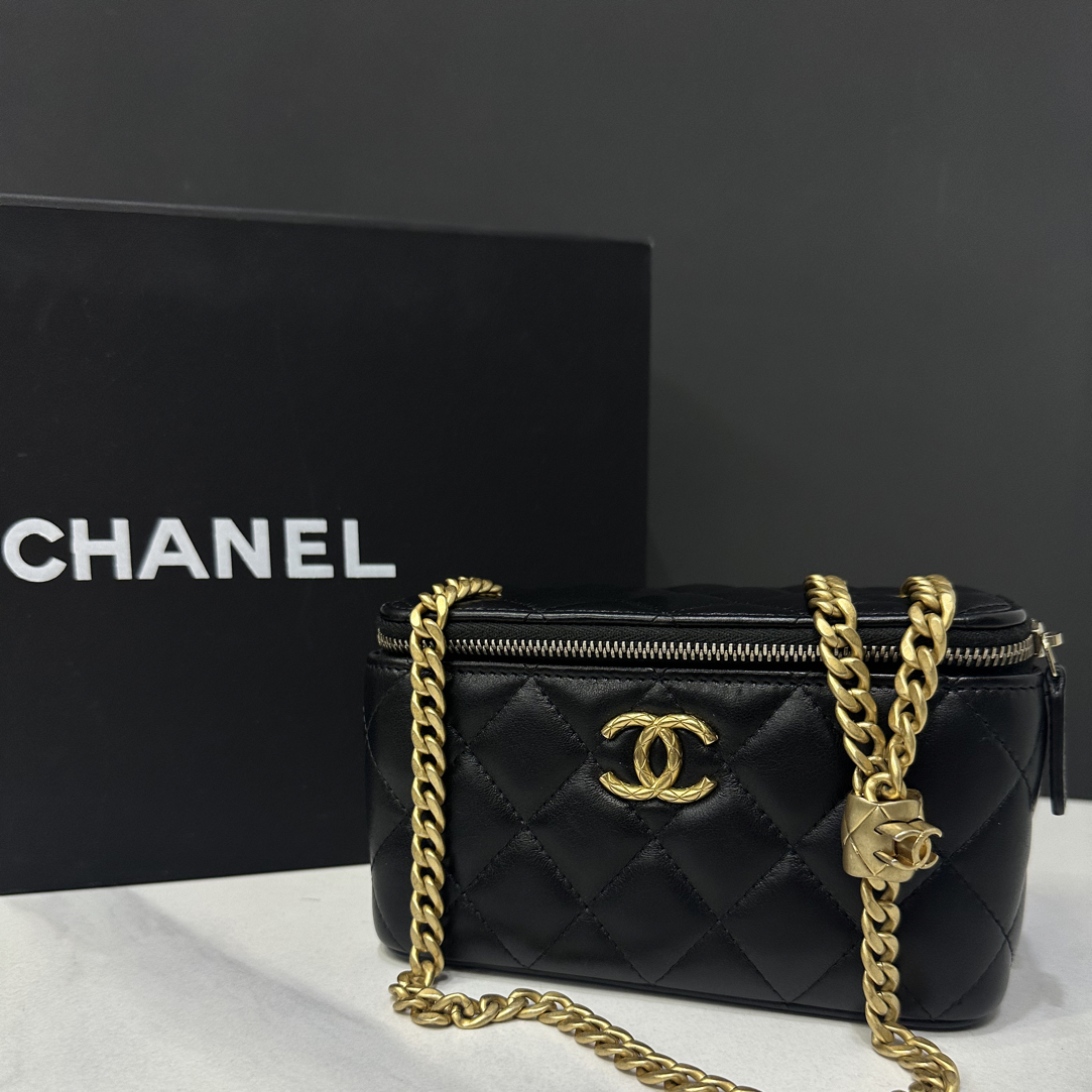 99新 Chanel/香奈儿 金柱链黑金长盒子包芯片16cm/0995120105