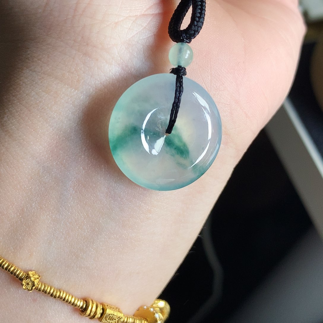 吊坠(不含链)未镶嵌翡翠平安扣