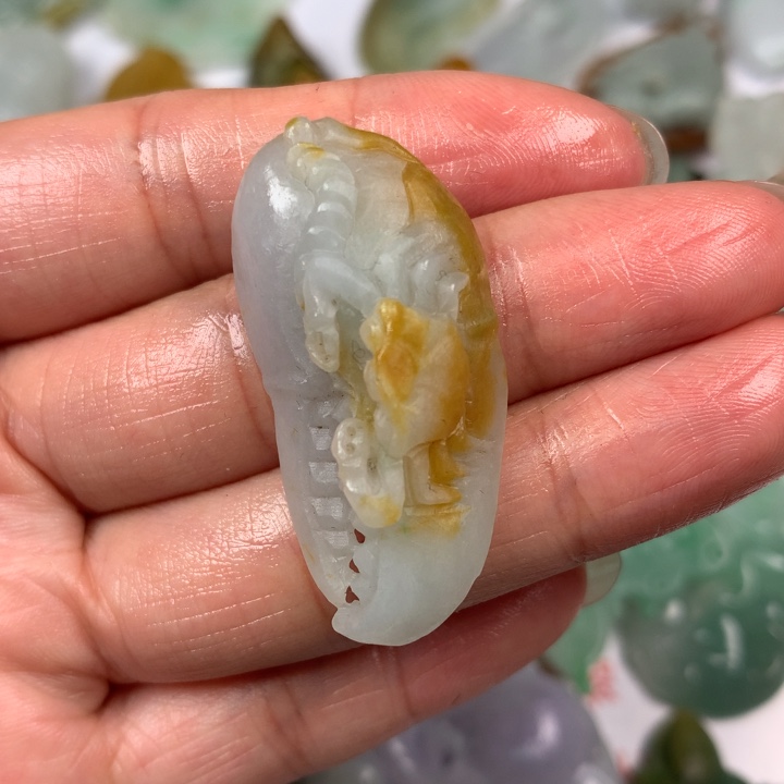 定制翡翠未镶嵌翡翠