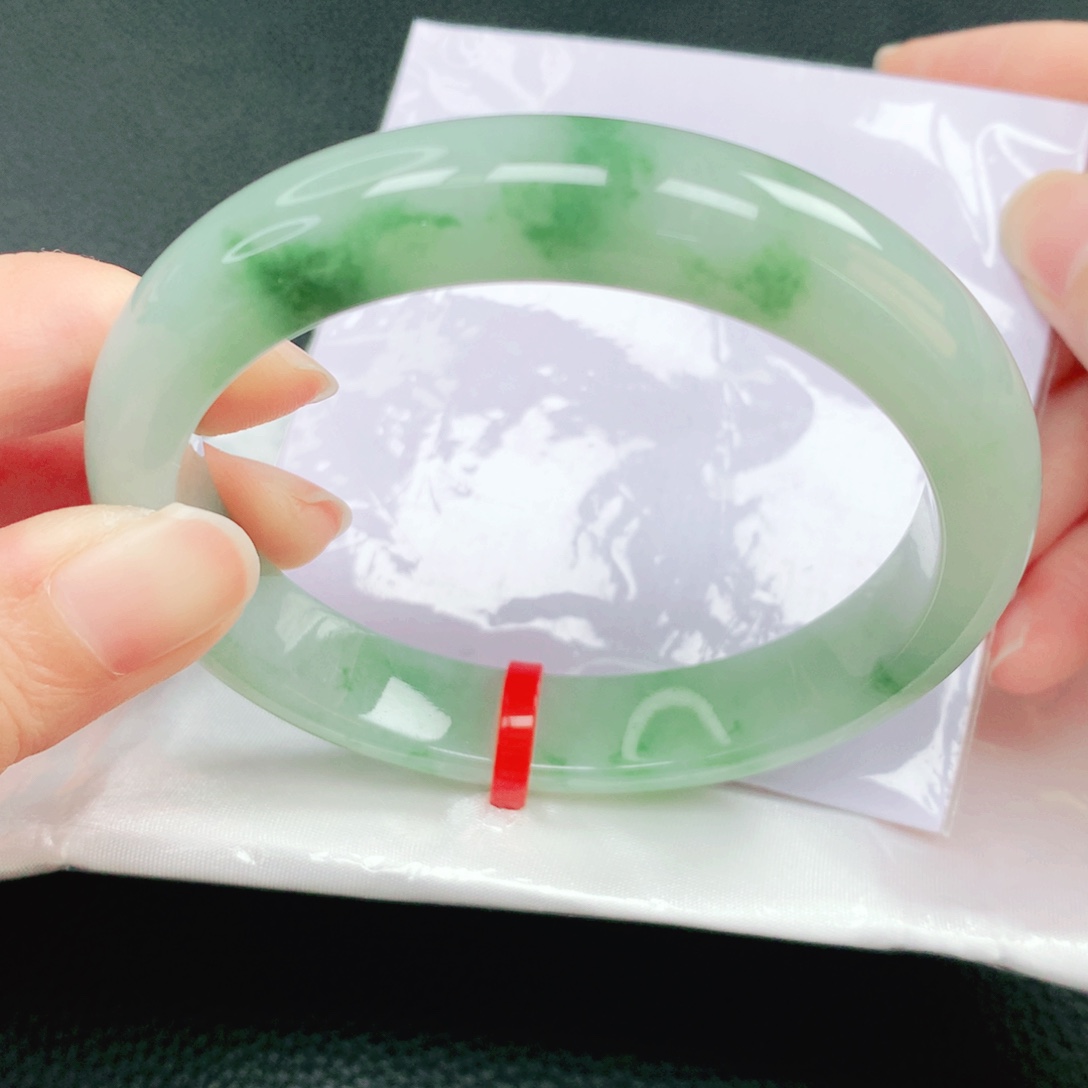 翡翠未镶嵌手镯61圈