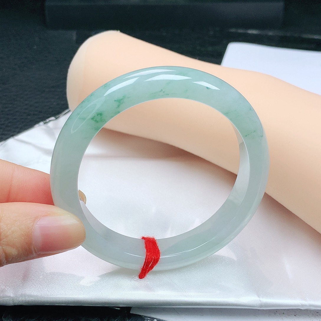 翡翠手镯未镶嵌正5354