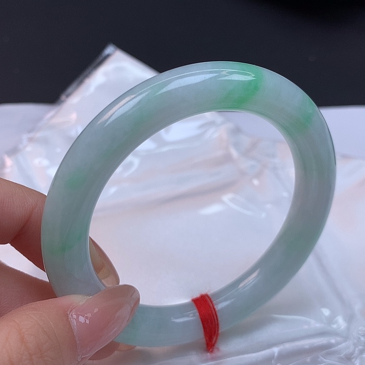 翡翠未镶嵌手镯55