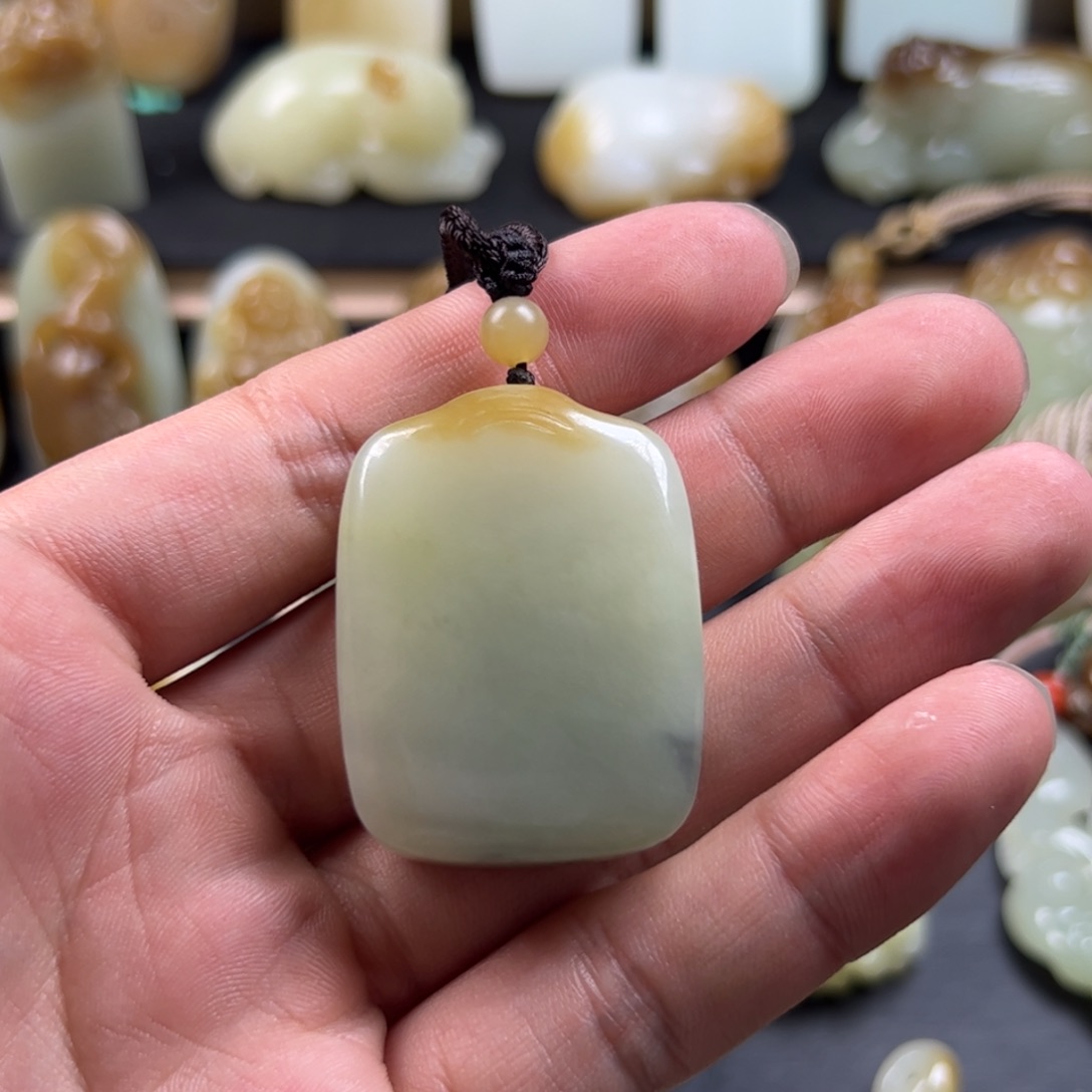 和田玉（糖玉）颈饰未镶嵌阿****5