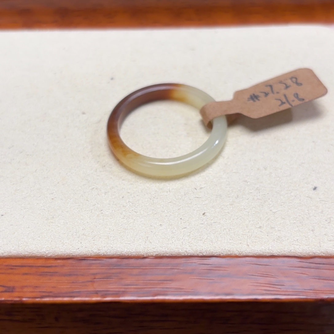 和田玉未镶嵌戒指