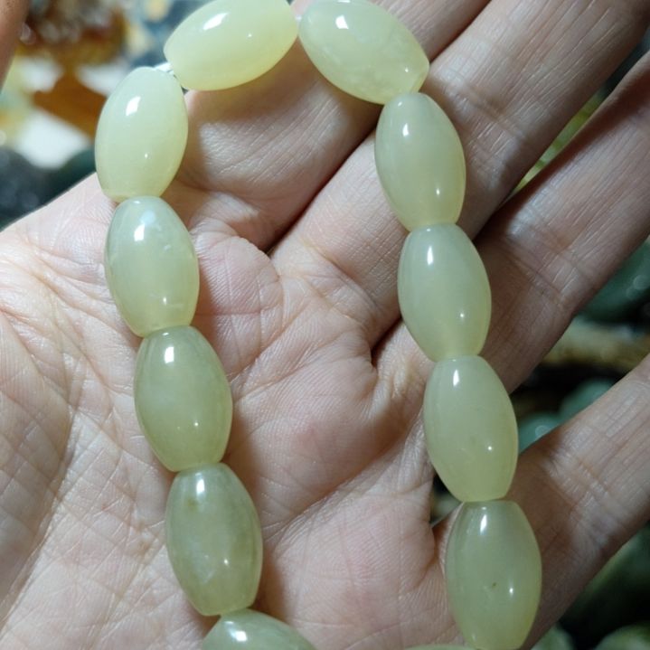 岫玉未镶嵌手串手串