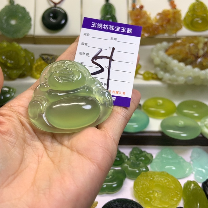 【闪购商品】未镶嵌蛇纹石玉颈饰龙**洲