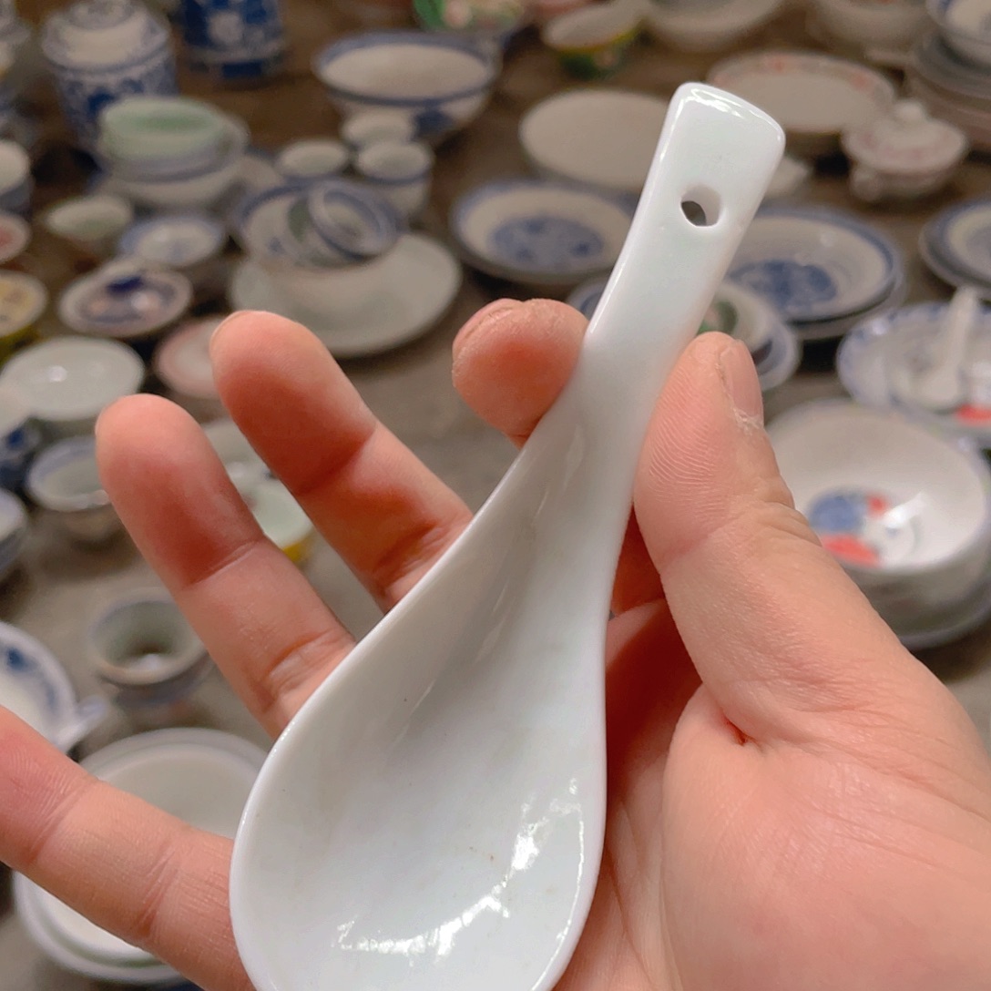 摆件景德镇青花玲珑瓷