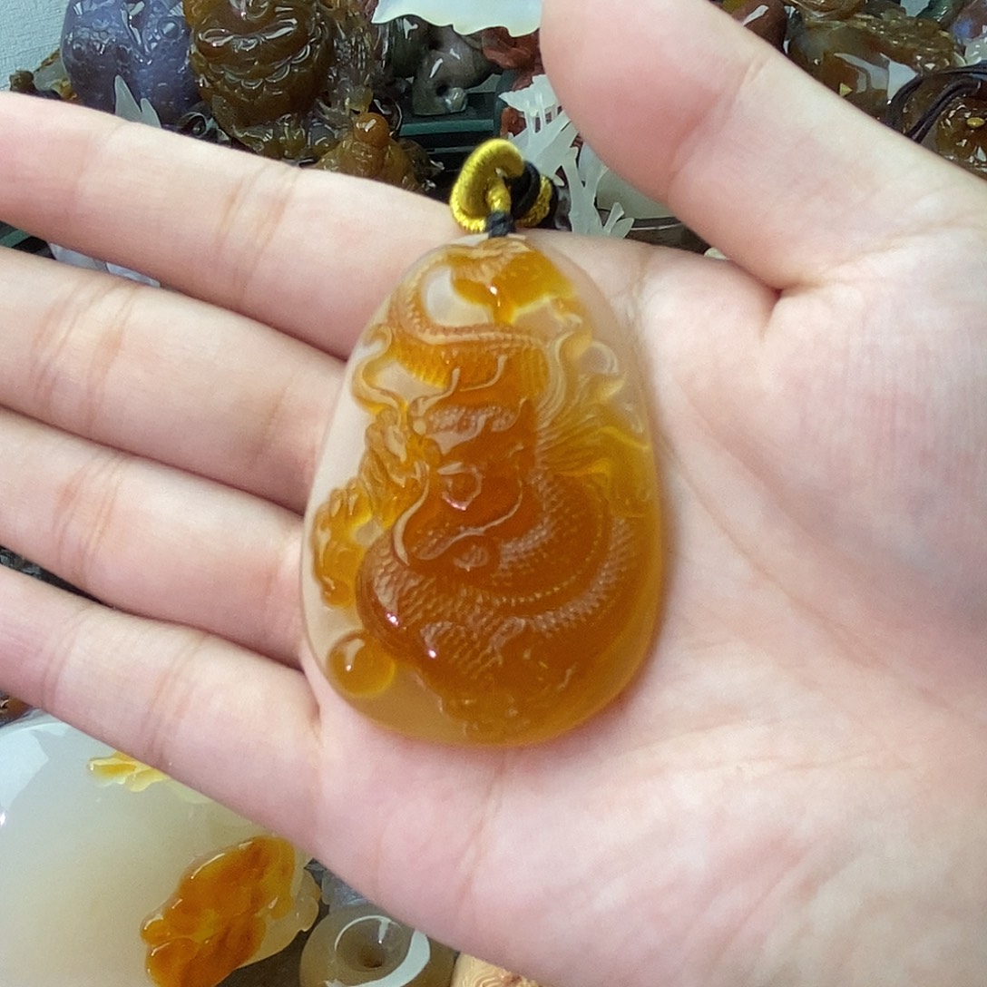 玛瑙/玉髓未镶嵌颈饰
