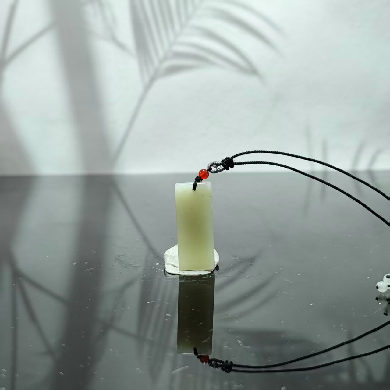 R和田玉无事牌吊坠0786