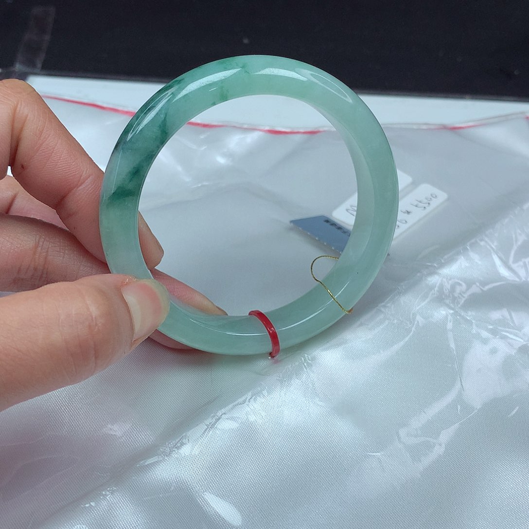 翡翠手镯未镶嵌56圈3739