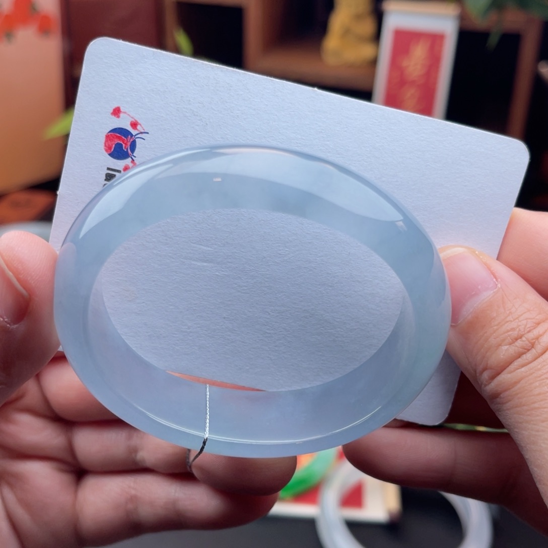 未镶嵌手镯（贵妃镯）翡翠轮胎贵妃