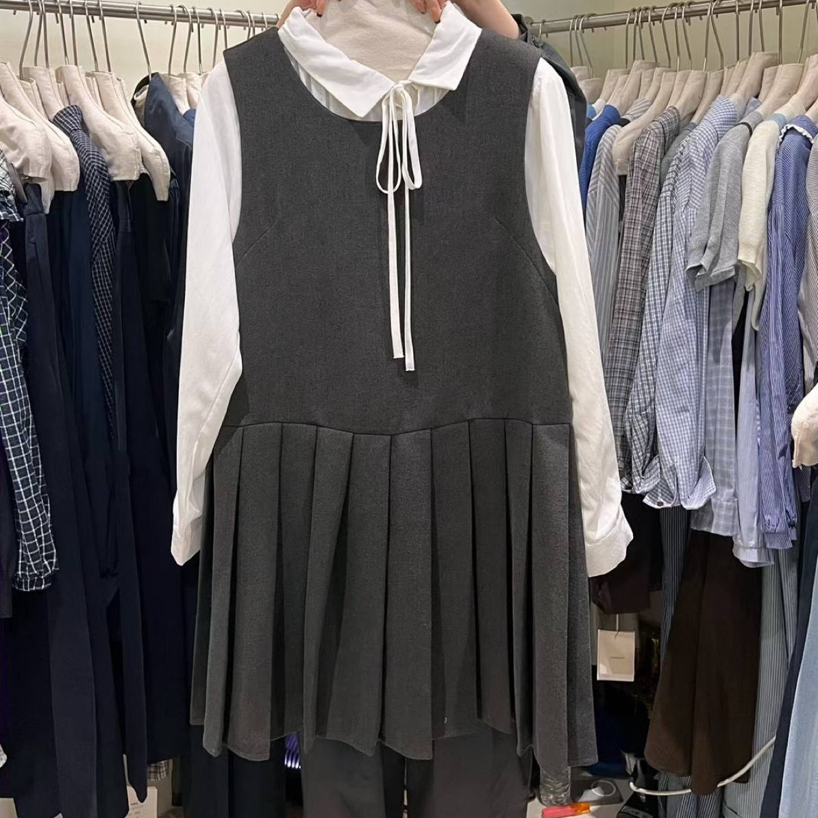 韩系设计学院风秋季复古吊带连衣裙