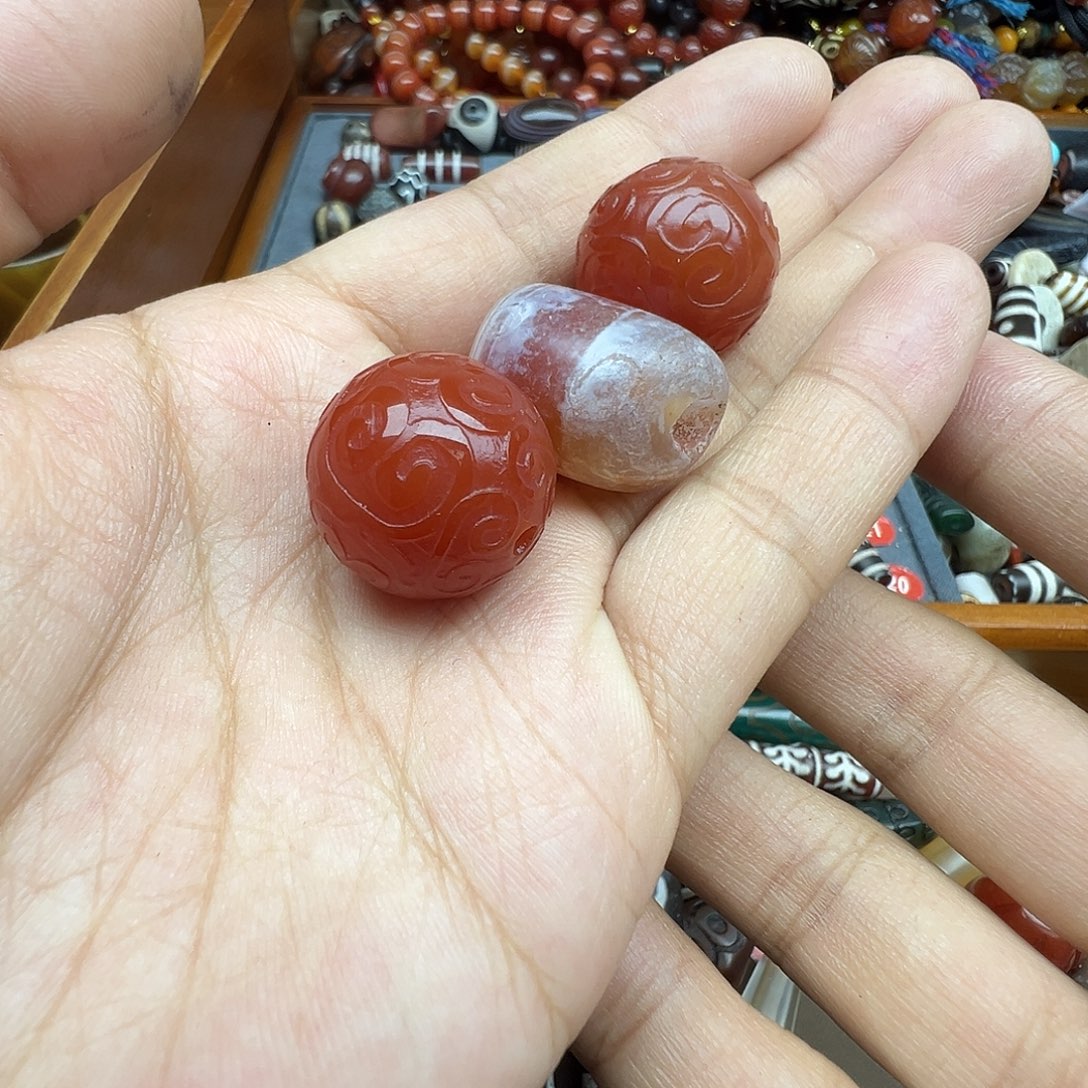 玛瑙/玉髓未镶嵌珠宝半成品