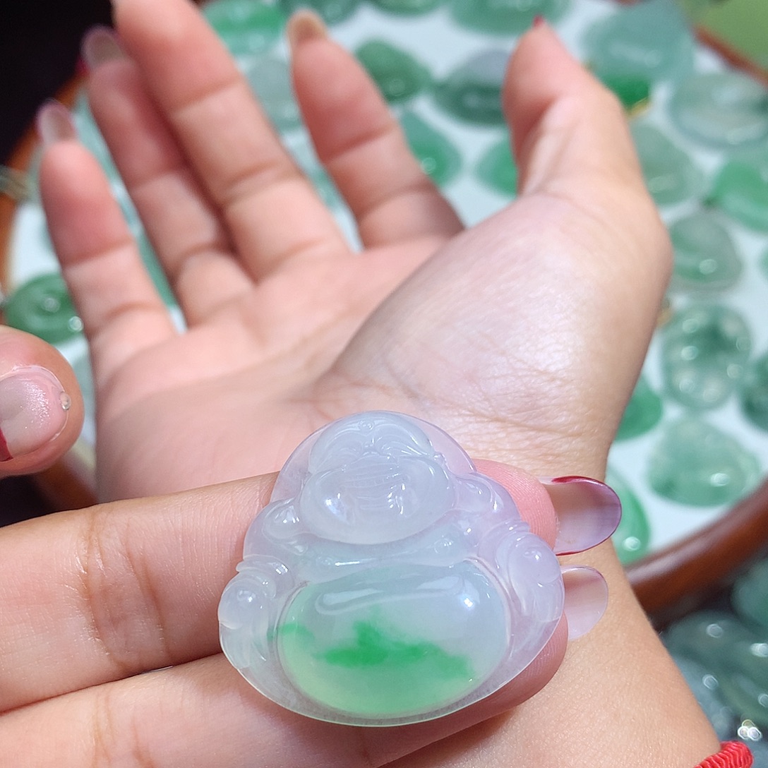 白***薇翡翠未镶嵌颈饰佛公