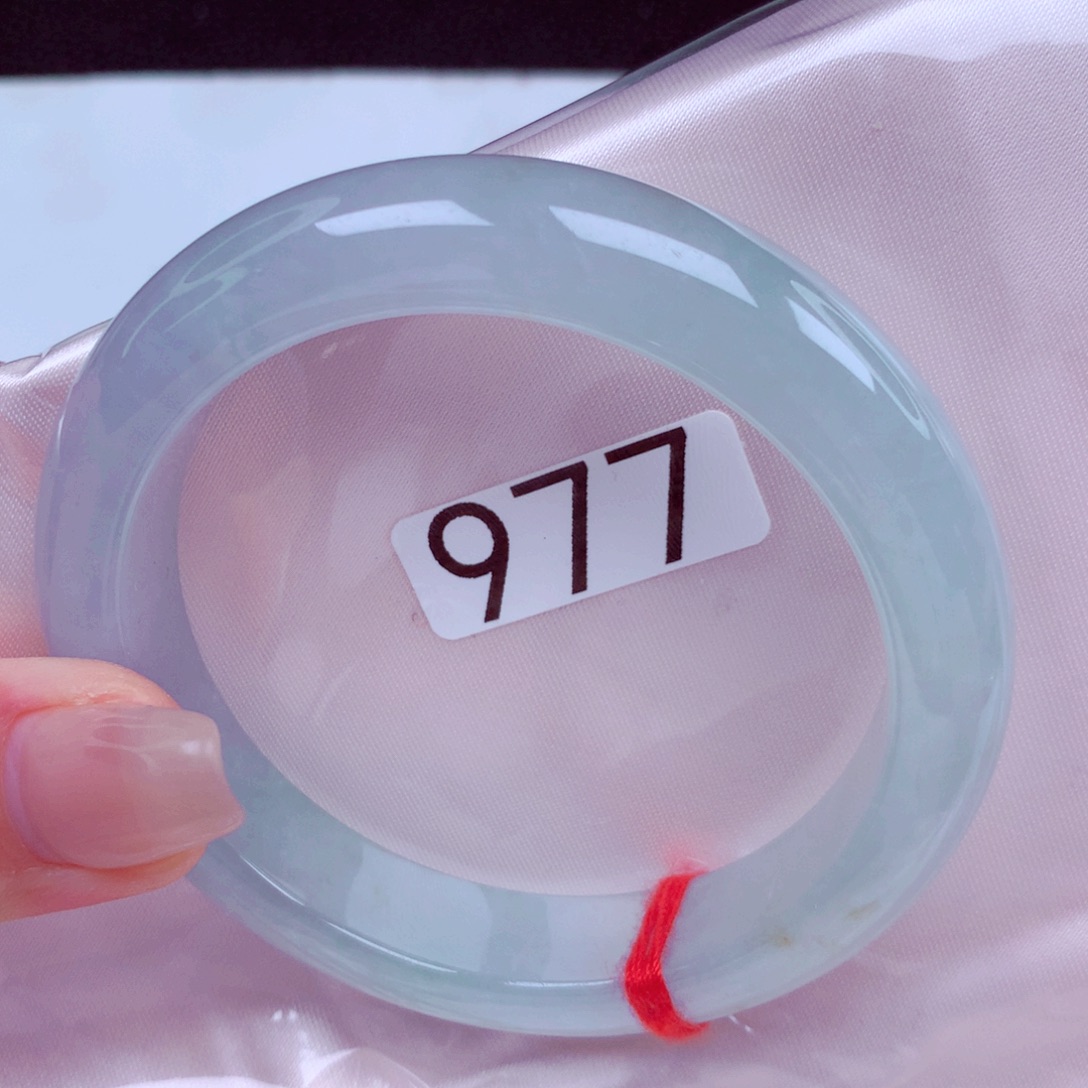 翡翠未镶嵌手镯手镯