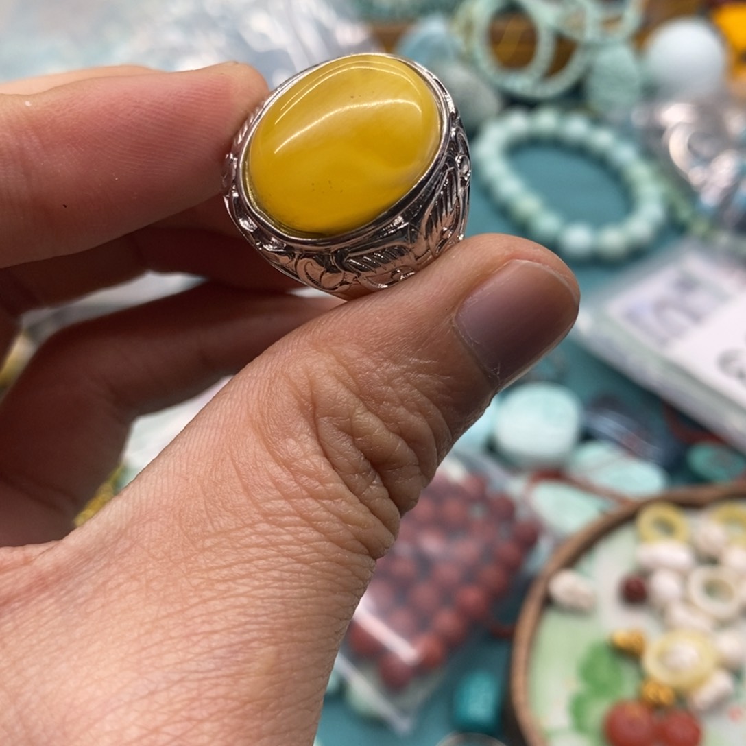 【闪购商品】琥珀裸石未镶嵌琥珀