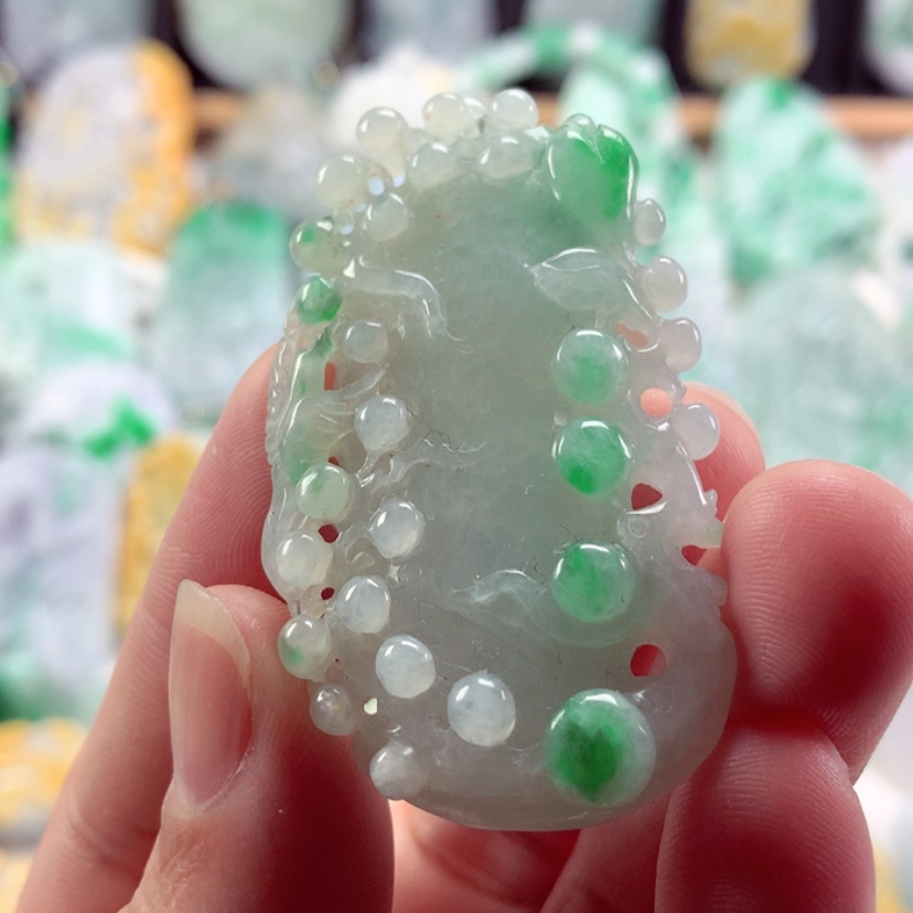 【闪购商品】翡翠吊坠(不含链)未镶嵌