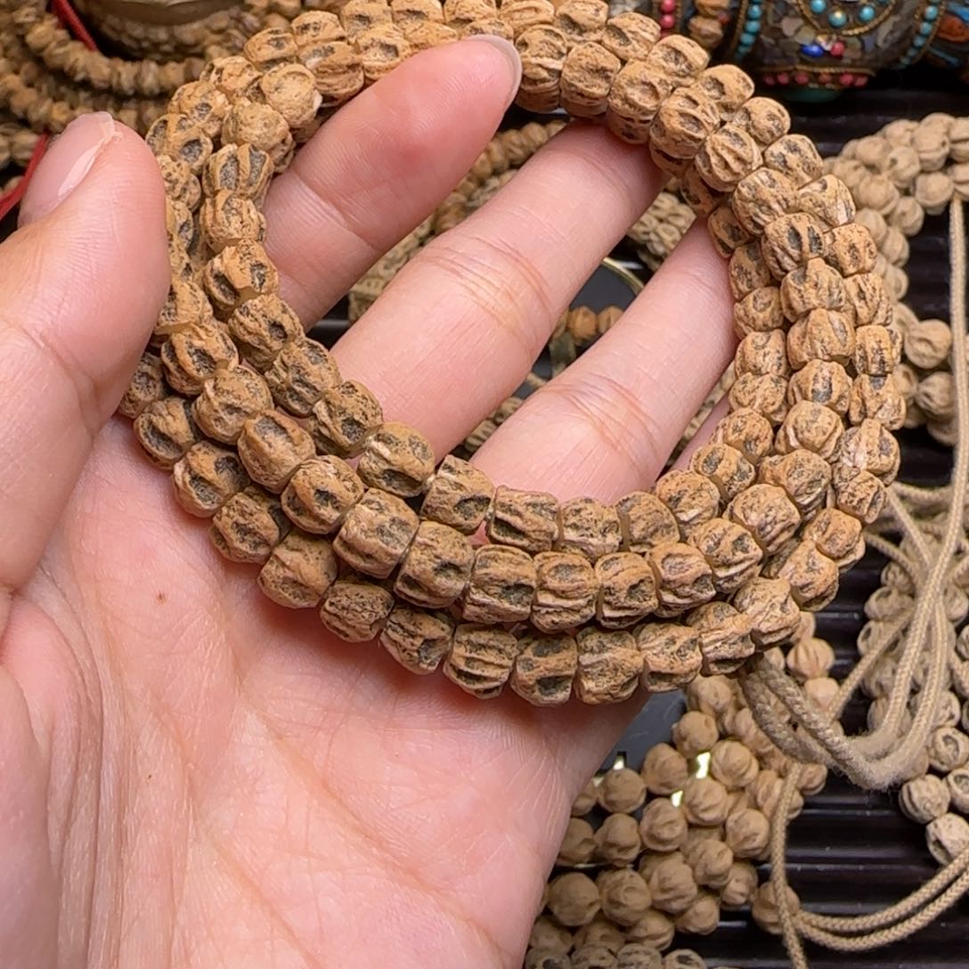 柏香籽/百香籽吊坠张*委