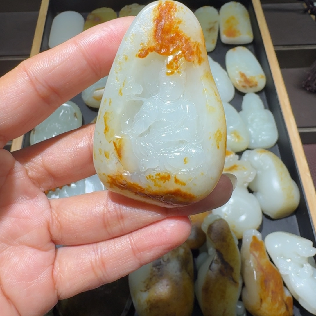 和田玉未镶嵌颈饰