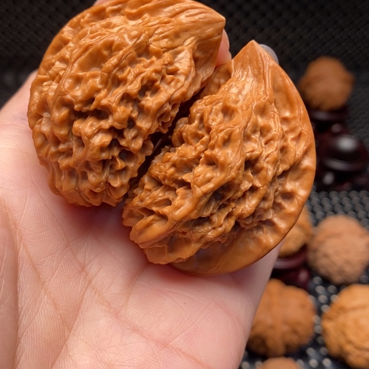 文玩核桃吊坠8半壁江山64