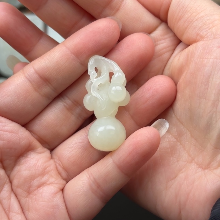 未镶嵌和田玉挂件5*0