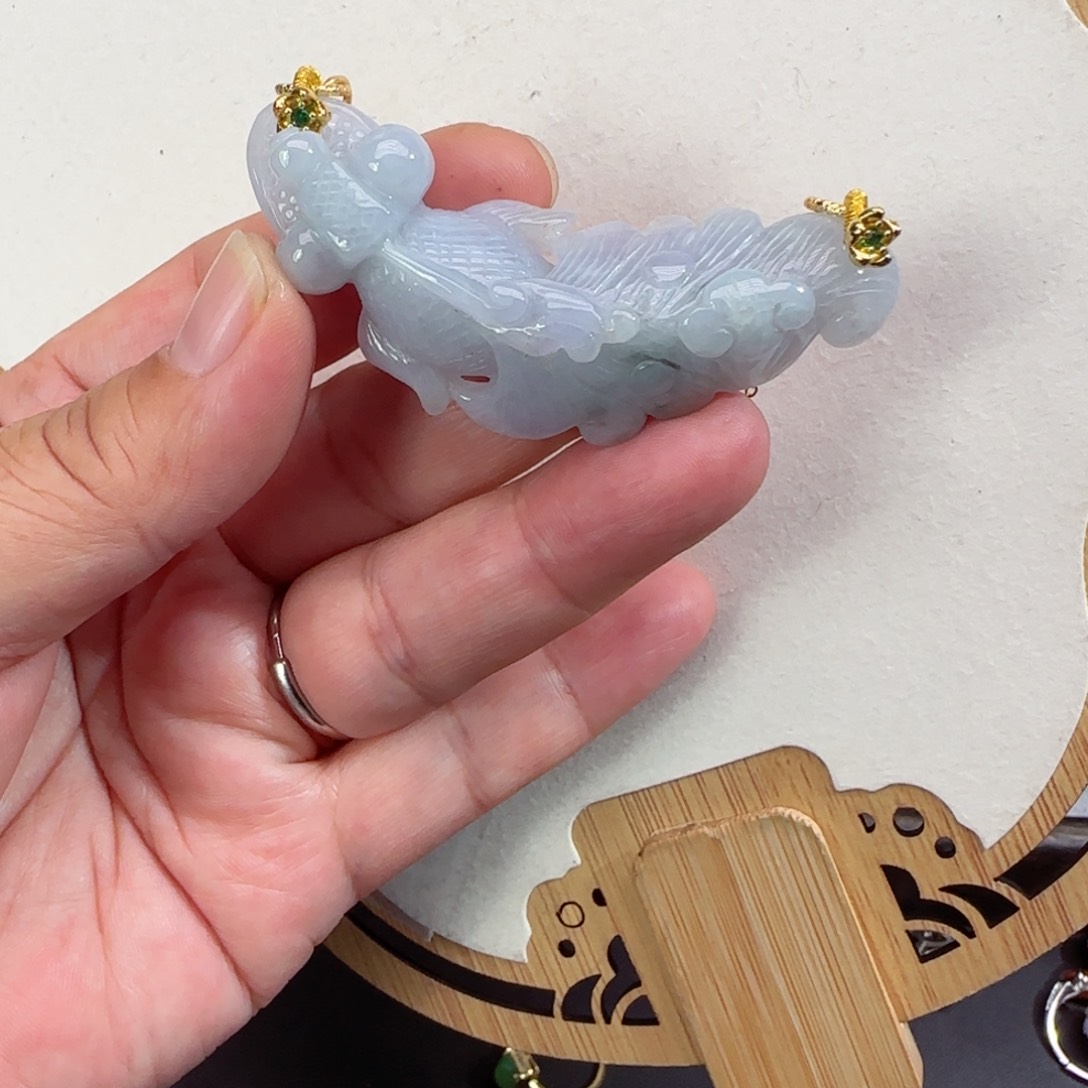 翡翠颈饰未镶嵌仿古