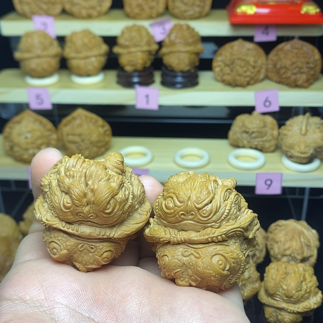 卡***带吊坠文玩核桃五毒金蟾