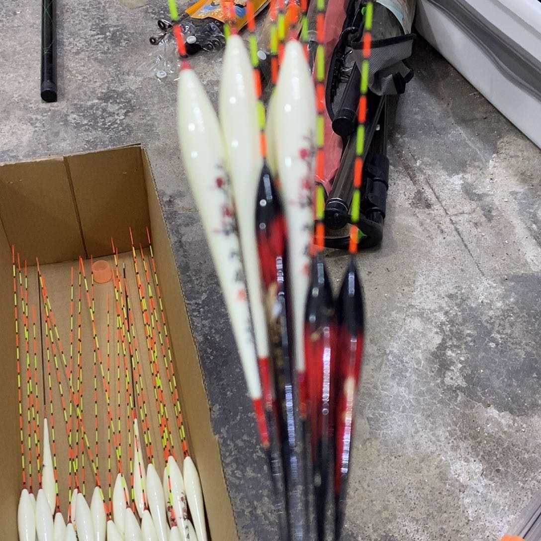 春夏鱼漂10根，，，，，，，