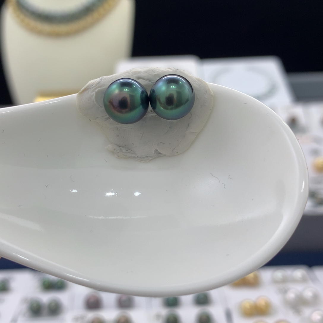 未镶嵌裸珠定制海水珍珠8.8-9MM深海蓝孔后无暇对珠