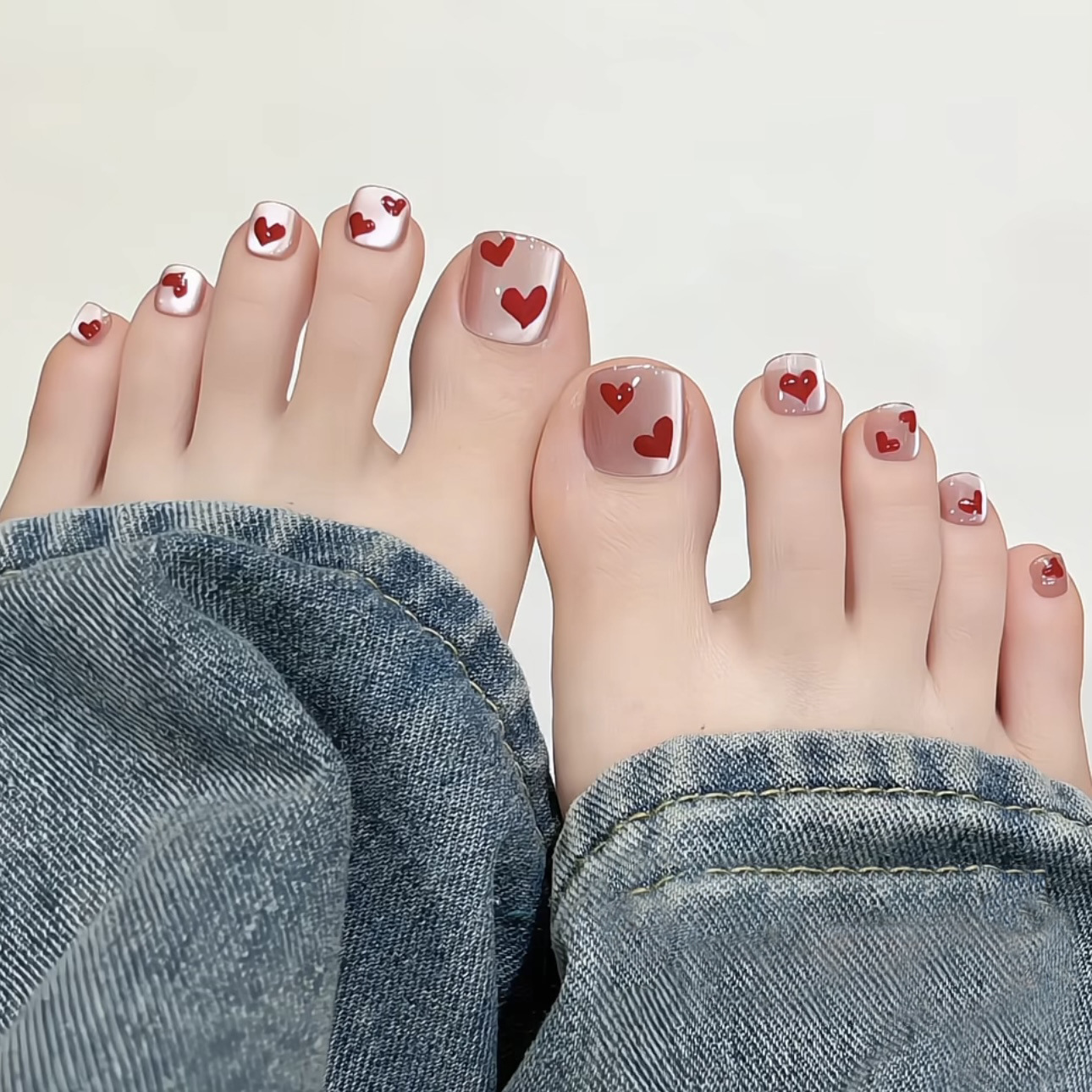 F-085夏季脚指甲穿戴甲2025新款爱心粉色猫眼显白脚趾甲美甲贴片