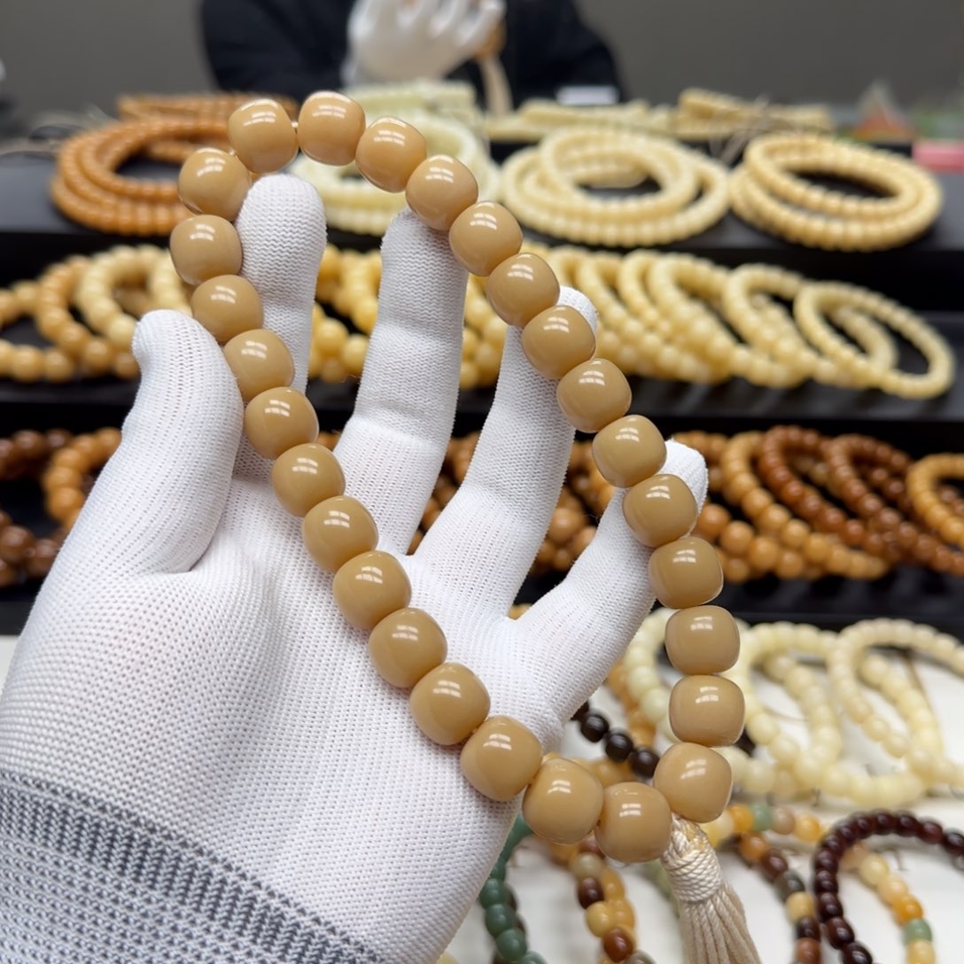 菩提根/象牙果手串13×14 8-10年 鬼工