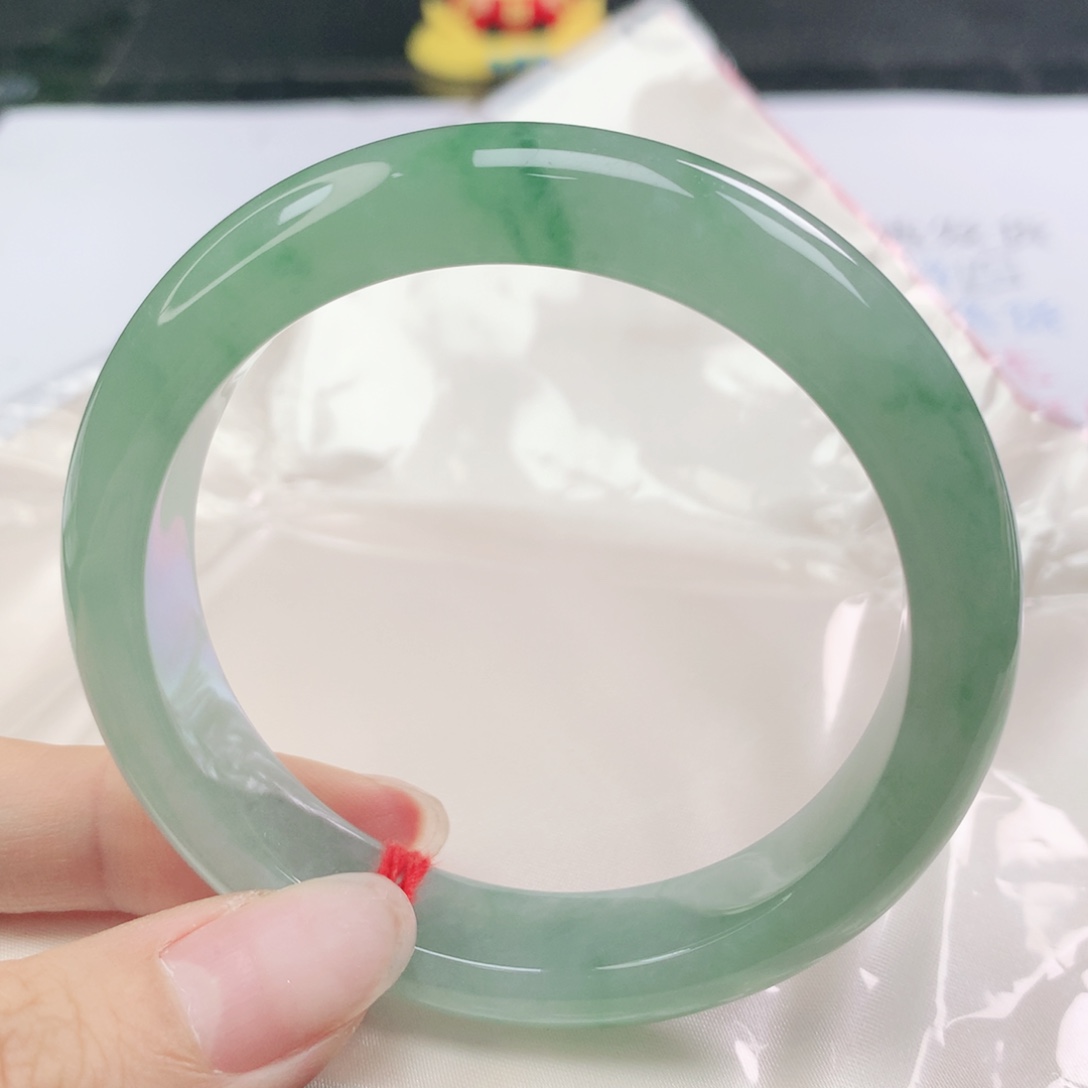 翡翠未镶嵌手镯翡翠56.1冰绿飘绿花正圈