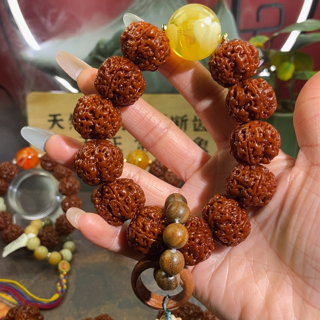 金刚菩提吊坠522。           