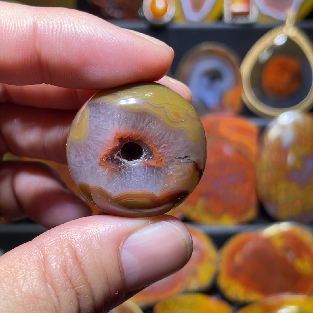 未镶嵌颈饰玛瑙/玉髓