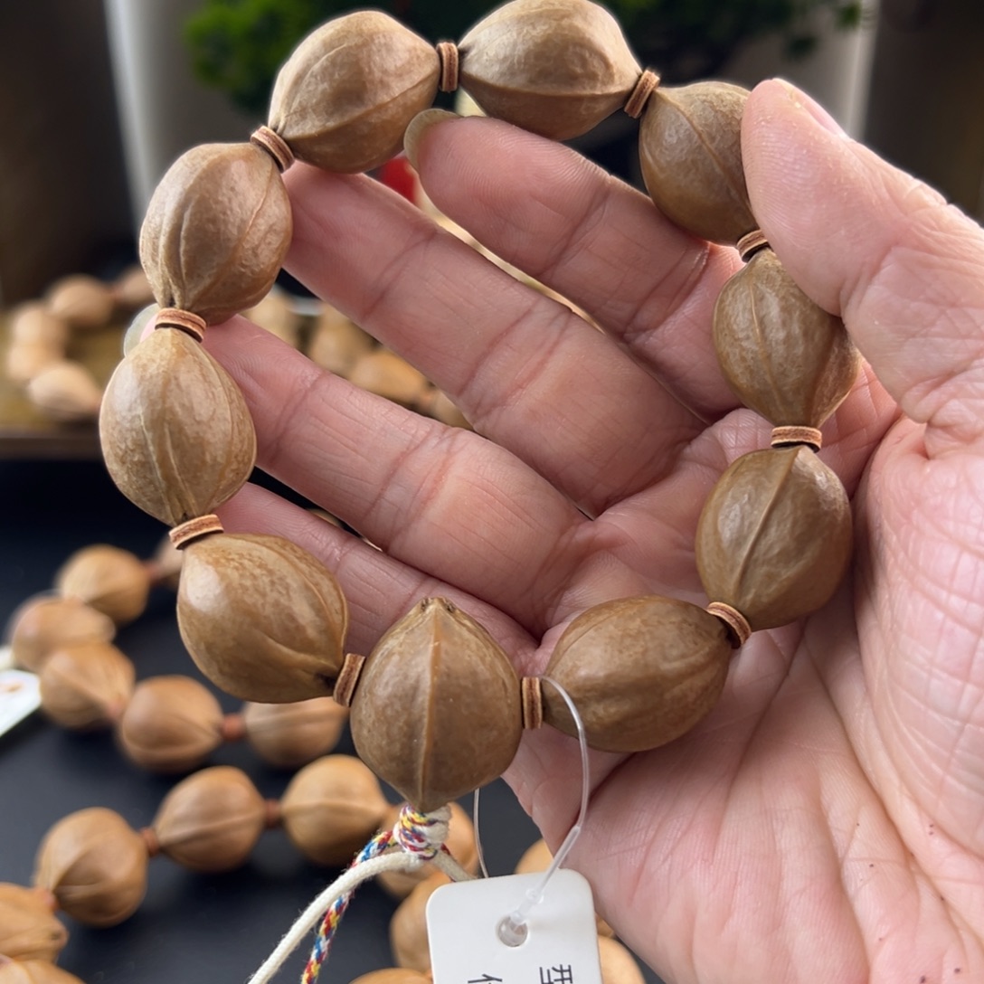 橄榄核吊坠梅林铁核老树核素串2026