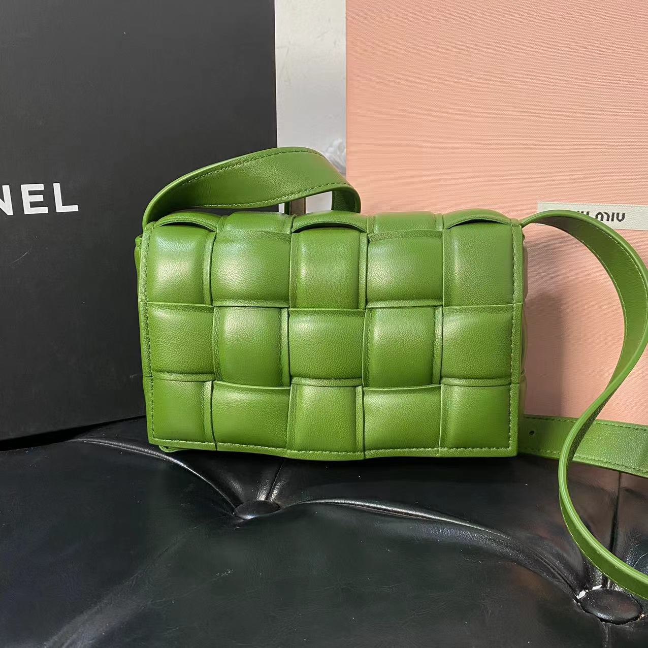 BOTTEGA VENETA/葆蝶家 单肩包 单肩包 yw6162/2502