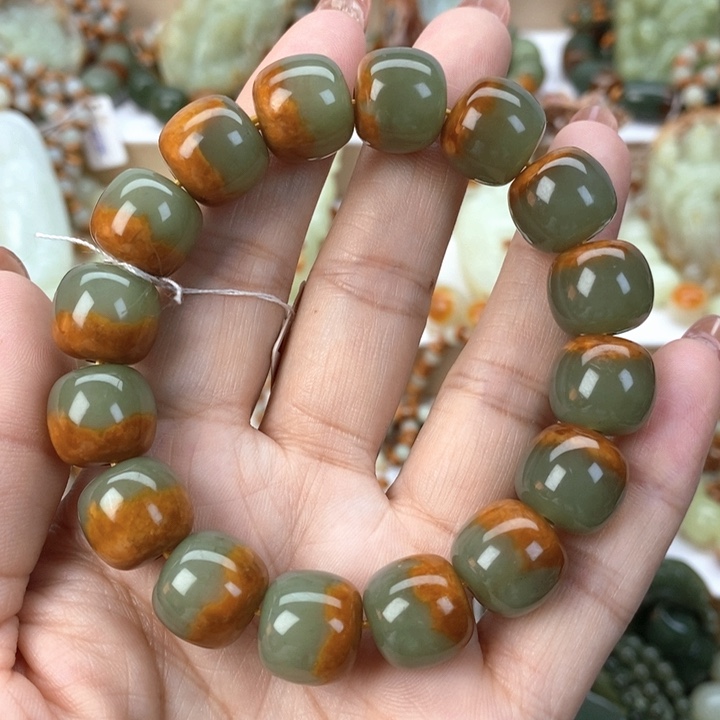 【闪购商品】透闪石质玉手串未镶嵌清***光