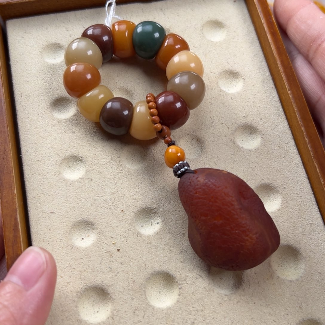 快***康菩提未镶嵌把件10.4克