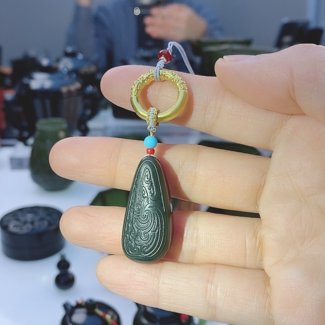 和田玉（青玉）把件未镶嵌