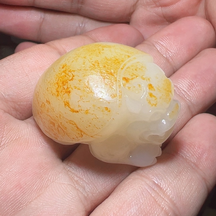 颈饰未镶嵌和田玉（糖玉）
