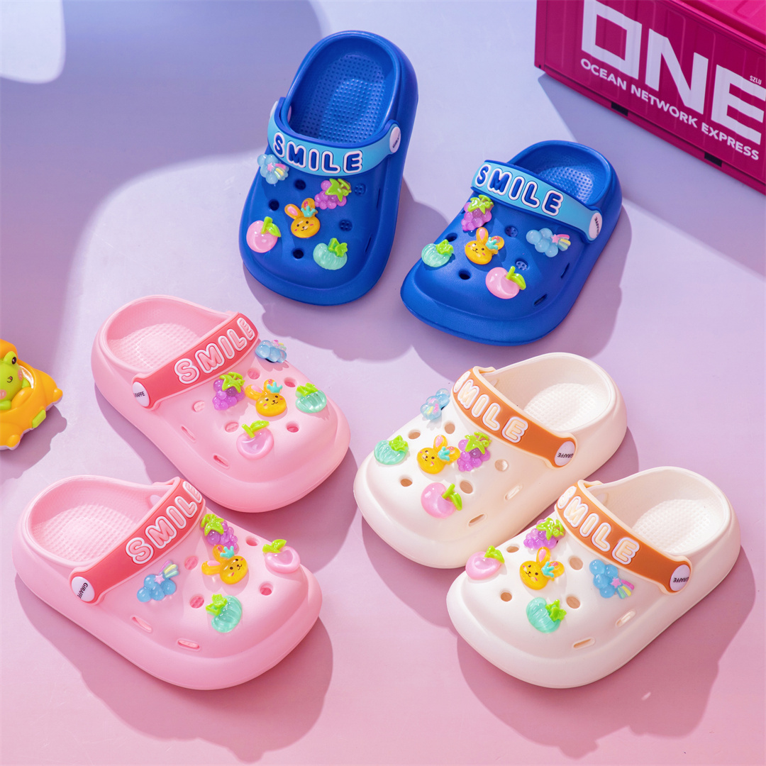 EVA夏季新款可爱卡通男童女童洞洞鞋防滑耐磨透气居家水晶洞洞鞋