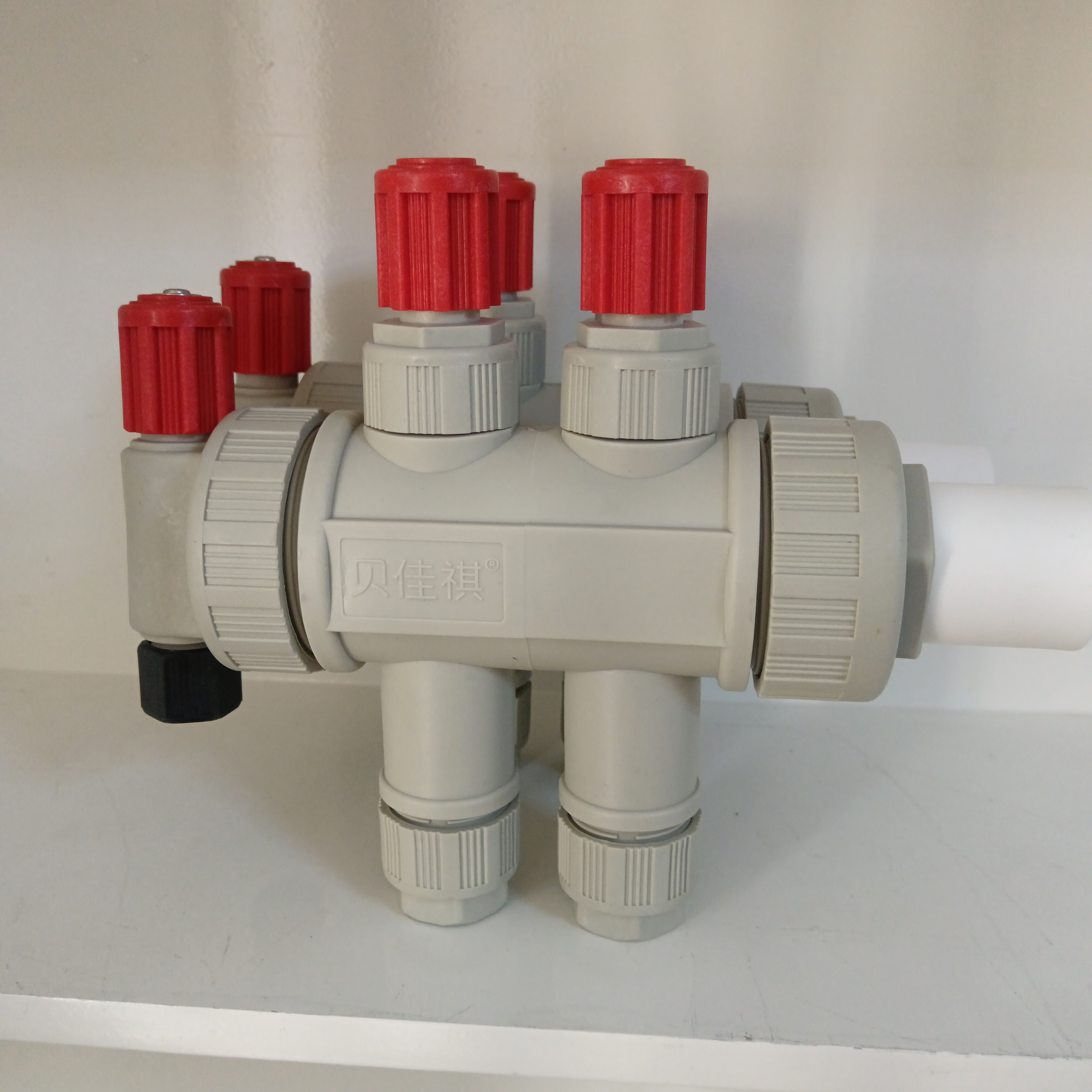 贝佳祺2路PPR分水器地暖专用不生锈不结垢包邮到家不包安装可射弹