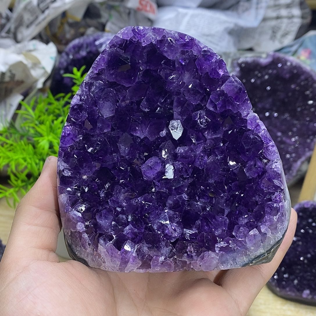 大***明紫晶珠宝半成品未镶嵌