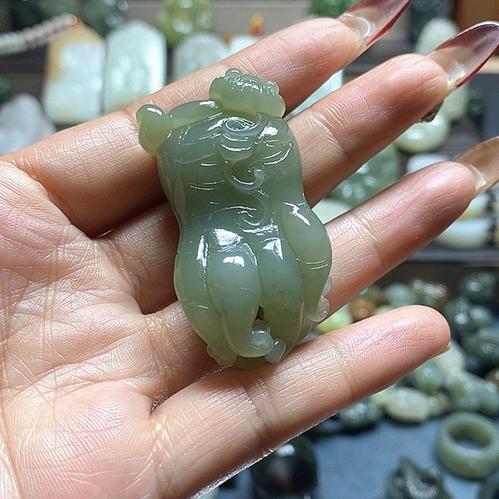 和田玉未镶嵌挂件