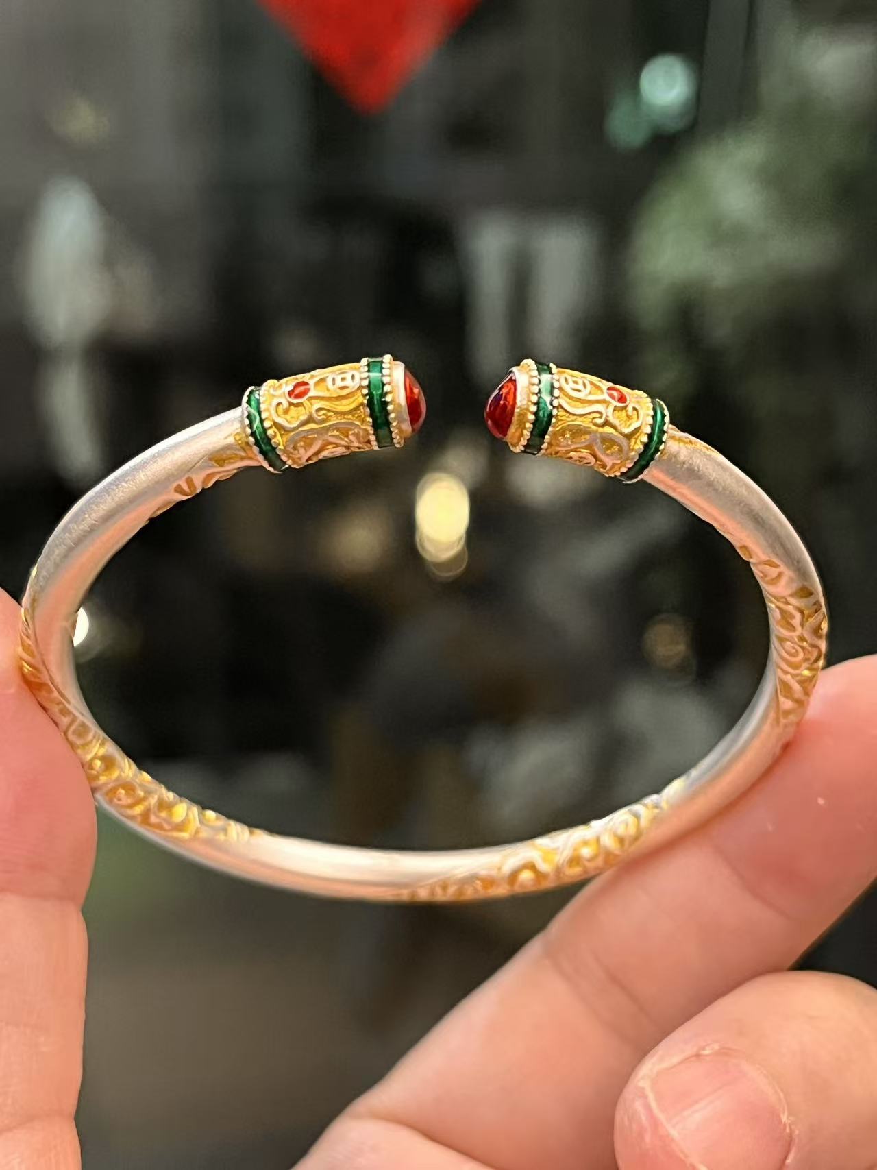 足银手镯 足银法郎描金卷草纹开口手镯