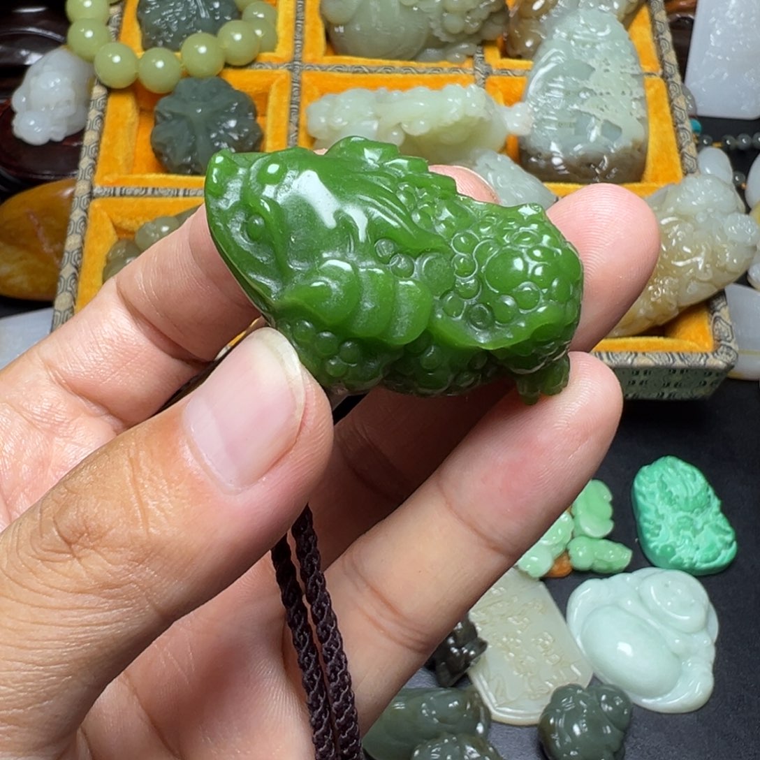 天然玉石未镶嵌：精品