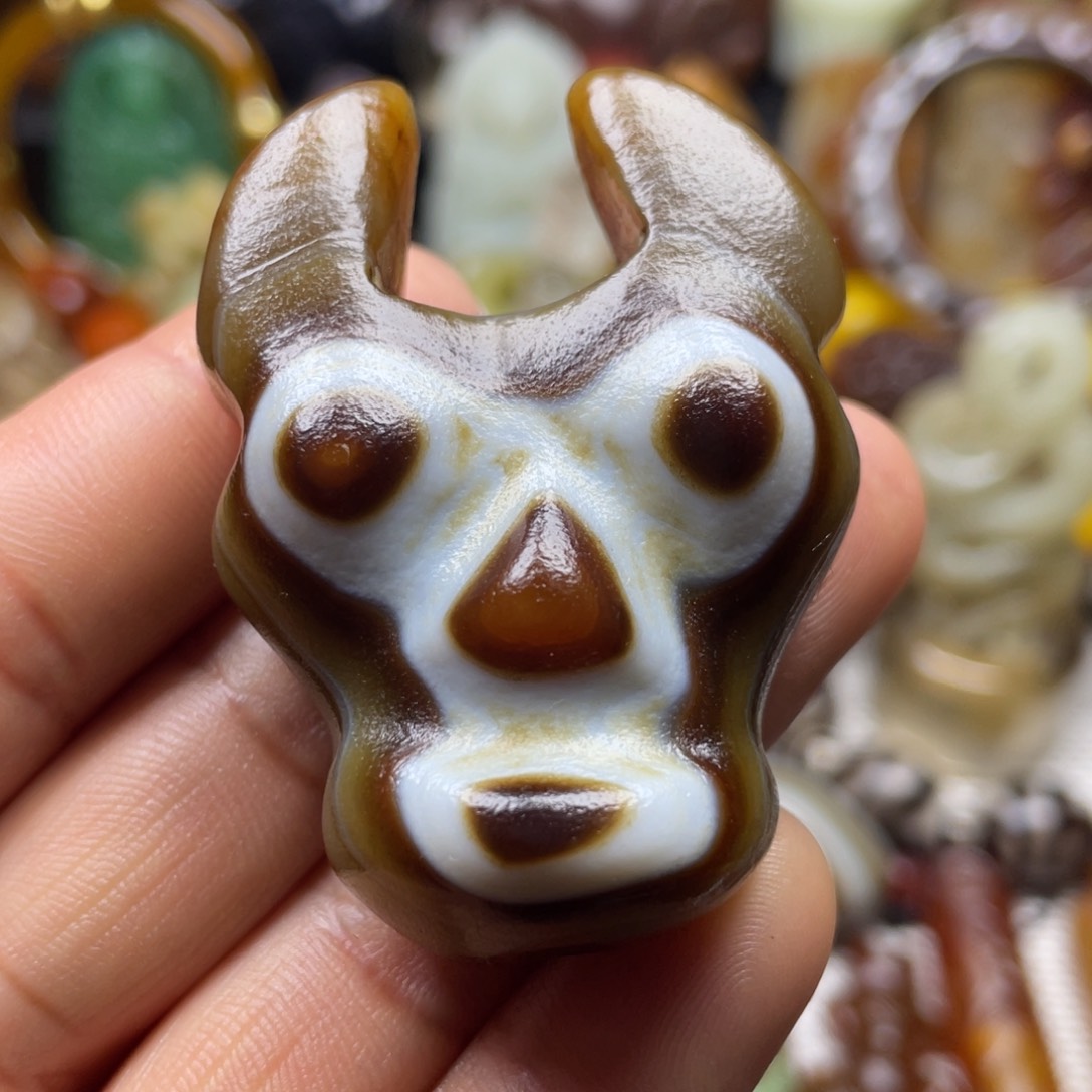 玛瑙/玉髓颈饰未镶嵌