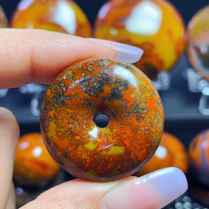 玛瑙/玉髓颈饰未镶嵌