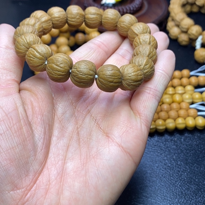 猴头核桃手串猴头