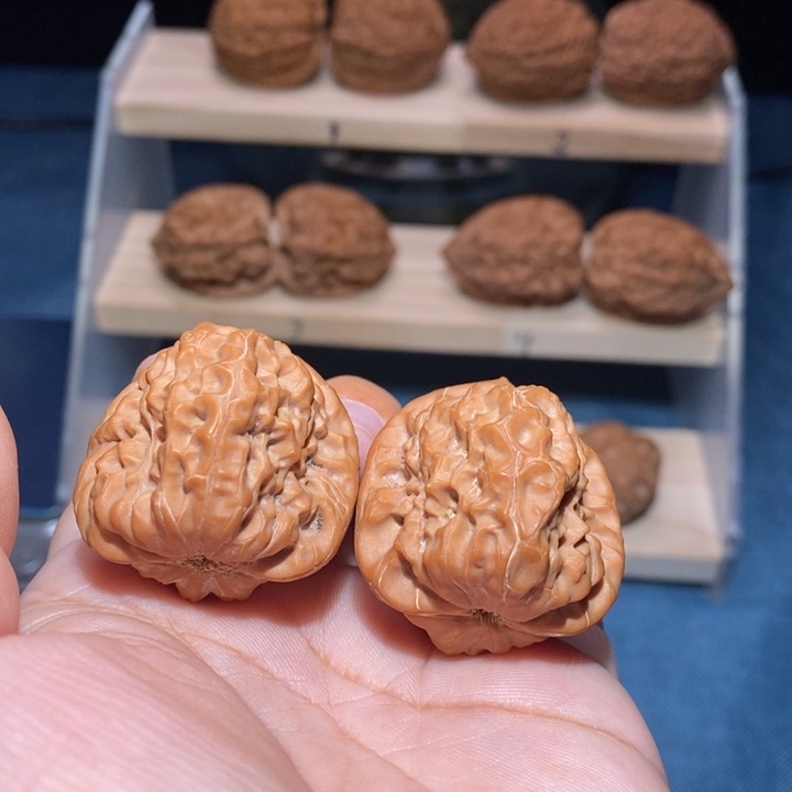 文玩核桃吊坠全品白蛇谷